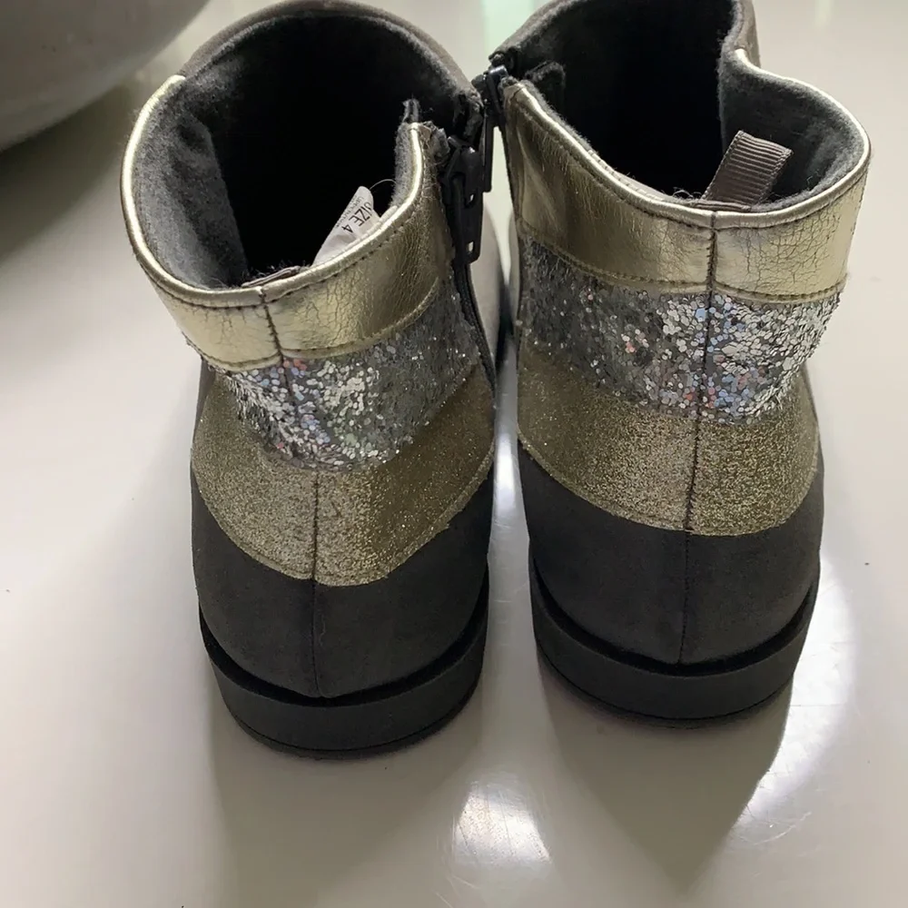 Gymboree steel grey glitter ankle boot Sz 4 girls fall winter shoes